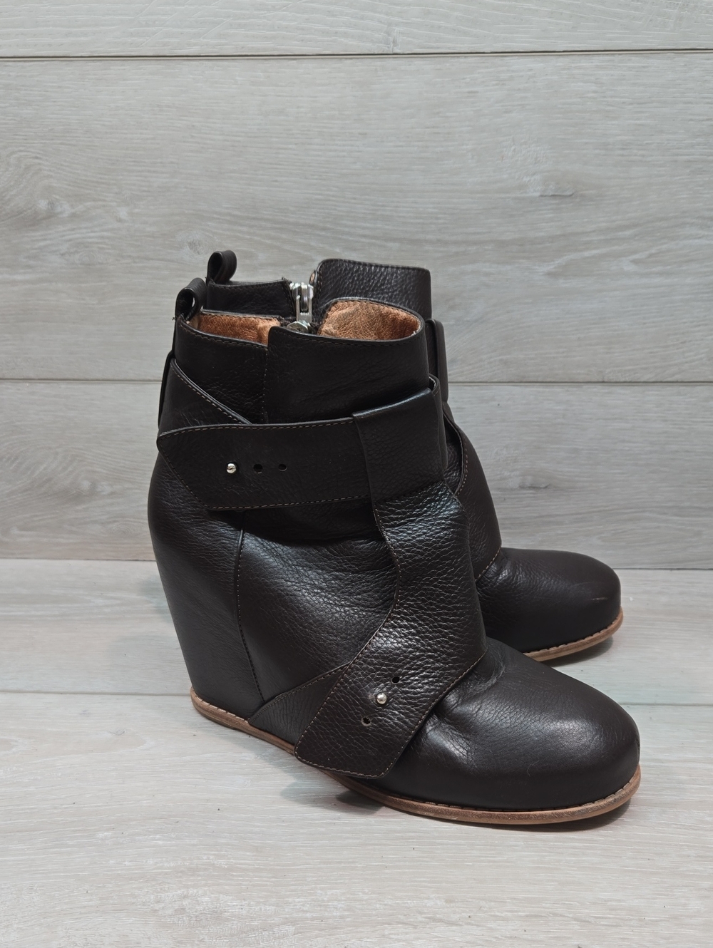 Matiko Women Ankle Leather Hidden Wedge Boots Shoes Sz 8.5